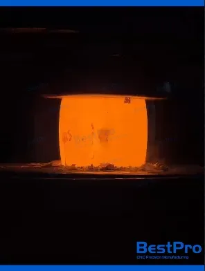 Fornecedores de personalização de amostras Peças forjadas a quente de aço para máquinas de construção Escavadeira Escavadeira Peças de material rodante